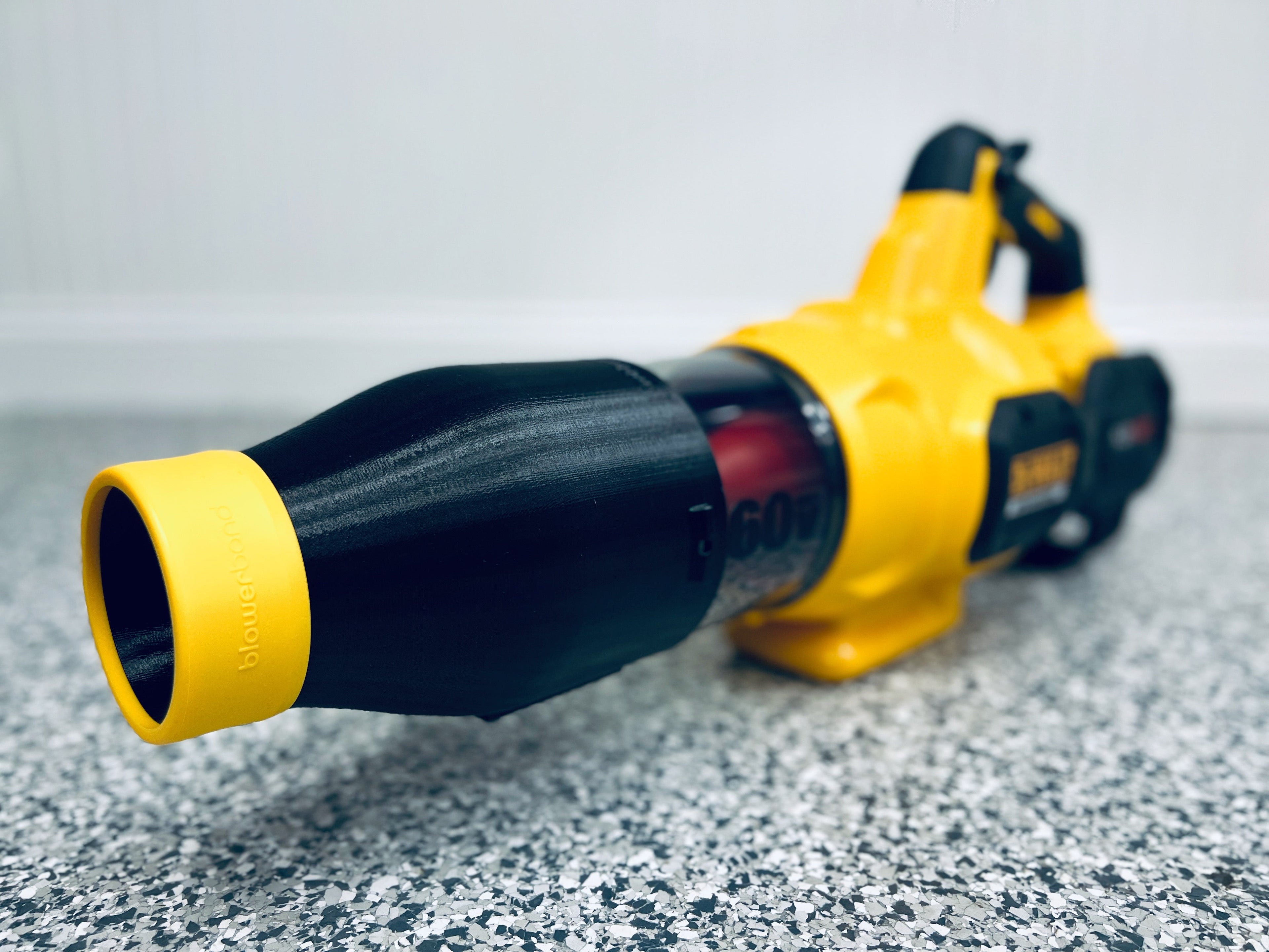 STUBBY® Car Drying Nozzle for DEWALT 60V MAX Leaf Blowers (DCBL772B & DCBL777B)