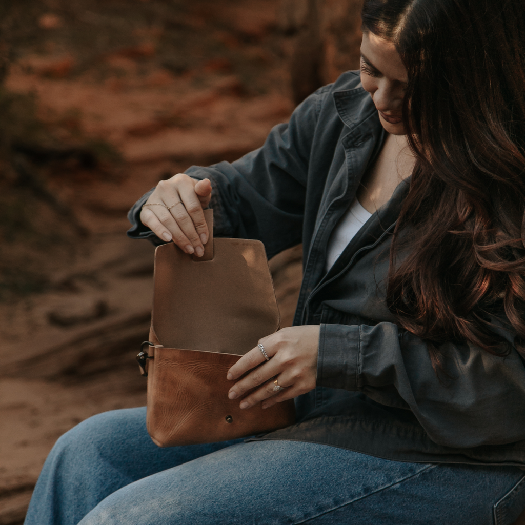 Augusta Crossbody