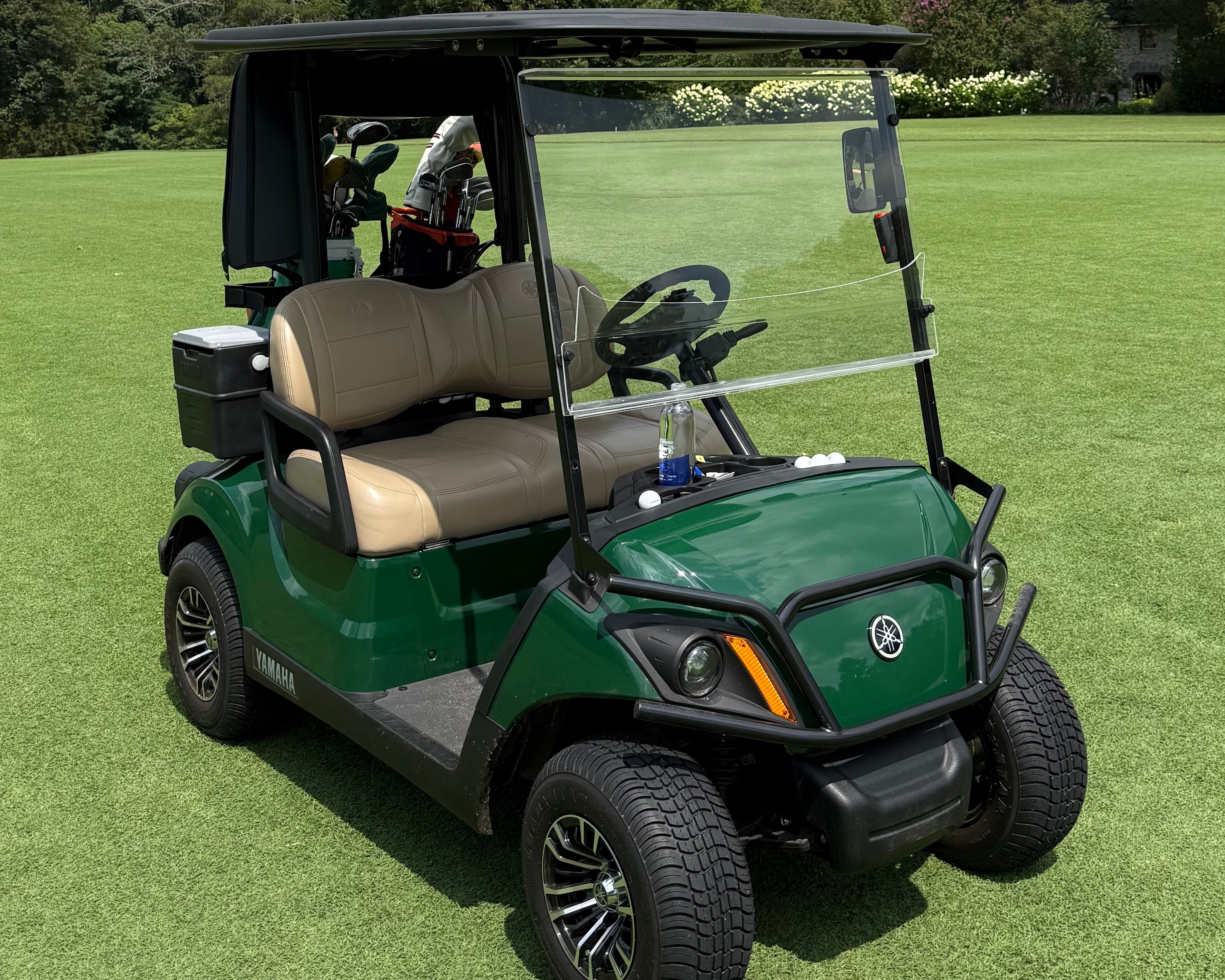 Yamaha Drive 2 — Clear MagMount™ Windshield