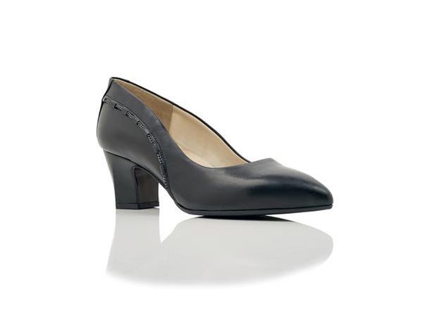 Maggie Black Chain